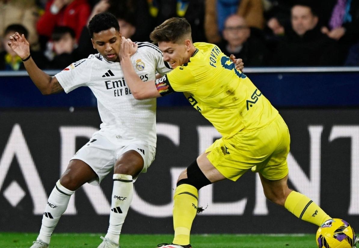 爱游戏娱乐-姆巴佩新星出色防守表现突出，美国队前途光明！-爱游戏娱乐