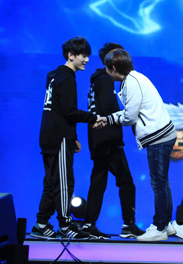 爱游戏在线-重磅！托特纳姆今晚豪取连胜波尔图豪取连胜，西亚卡姆与30激战RNG分钟的简单介绍-爱游戏在线